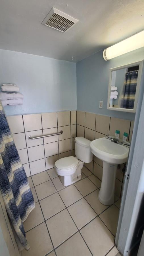 Green Spot Motel Victorville Extérieur photo