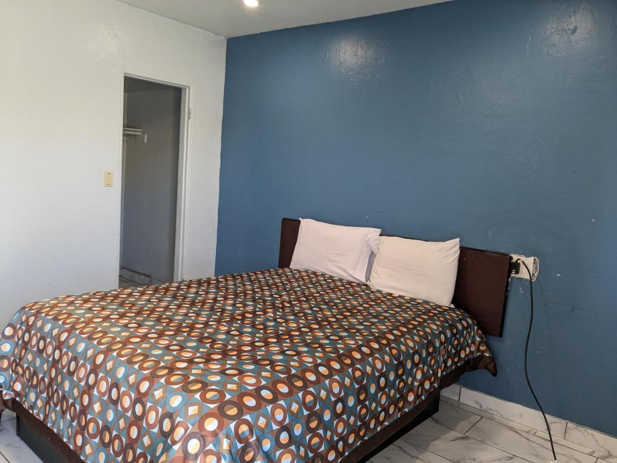 Green Spot Motel Victorville Extérieur photo