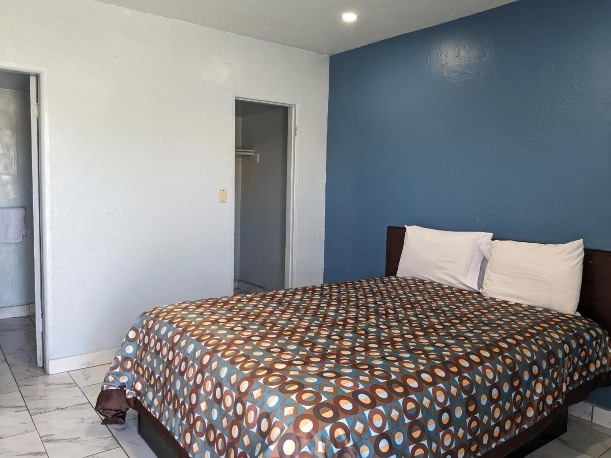 Green Spot Motel Victorville Extérieur photo